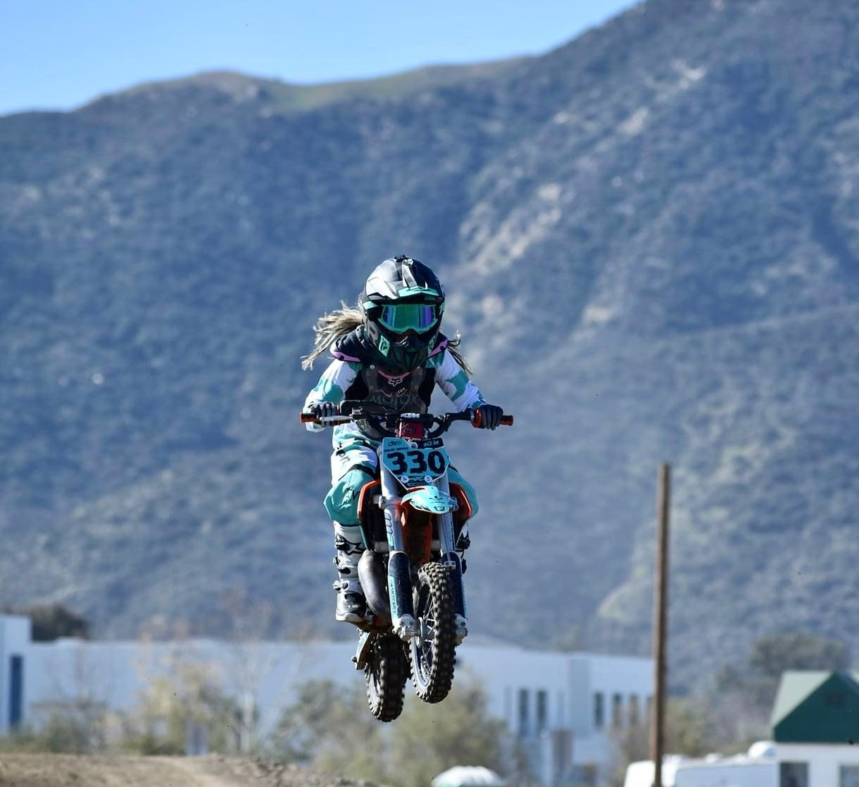 Chloe Ripple – Go Fast Girls