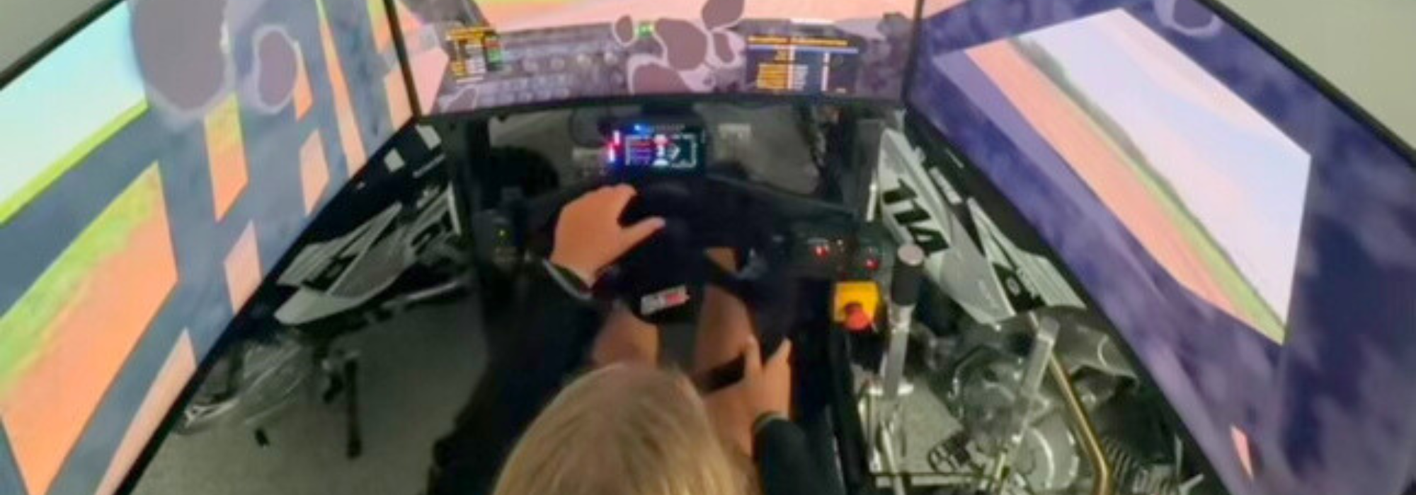 The Future is Fast and Female with SIM Virtual Racing – Go Fast Girls